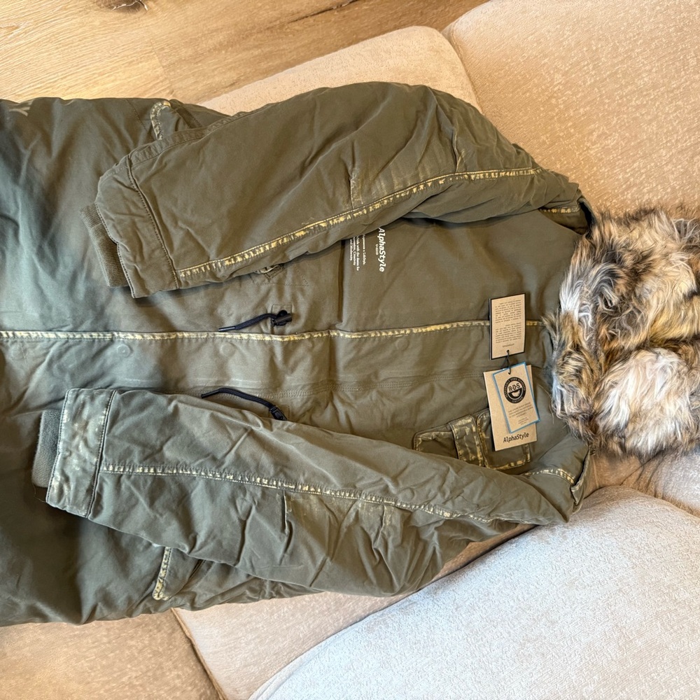 U.S. Army Olive Green Parka with Cream Lining